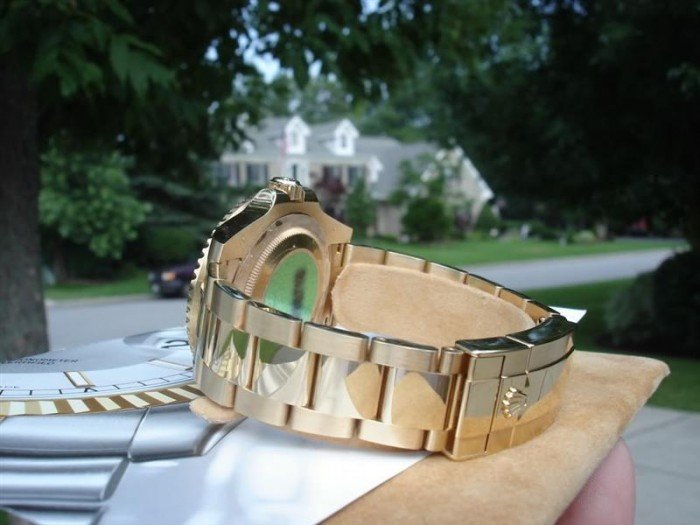 Rolex GMT-Master II 116718 Yellow Gold Green Dial - Image 3