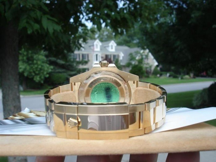 Rolex GMT-Master II 116718 Yellow Gold Green Dial - Image 4