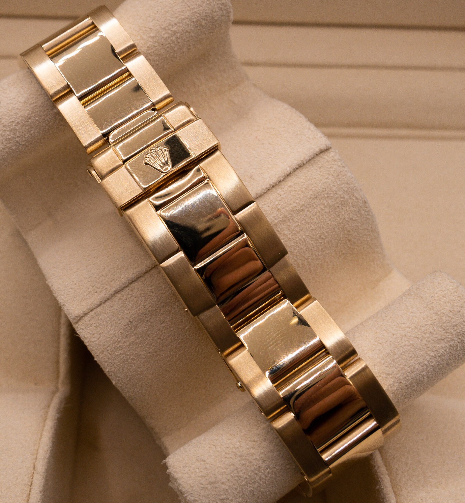 Rolex Yacht-Master 16628 Yellow Gold - Image 5