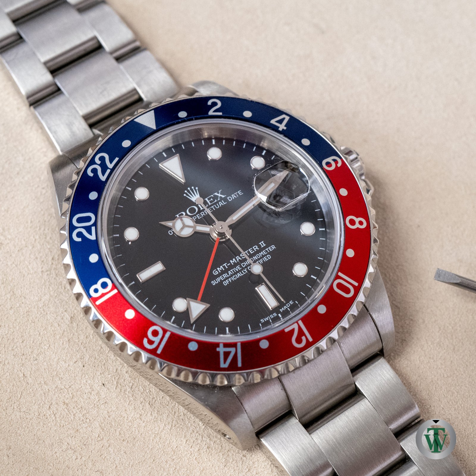 Rolex GMT-Master II 16710 Pepsi Steel K Serial