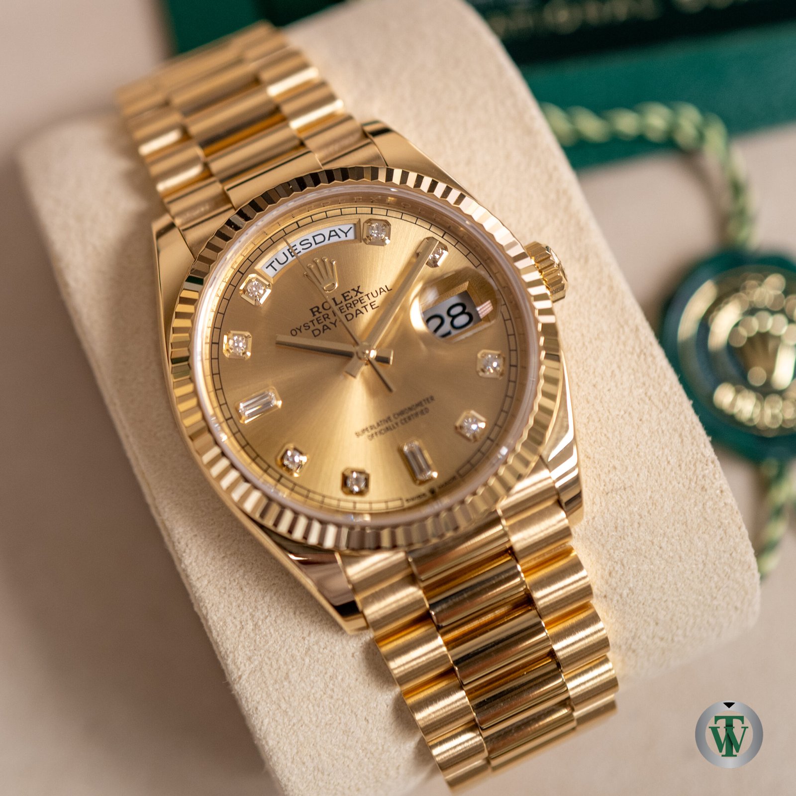 Rolex Day Date 36 Yellow Gold Champagne Diamond Dial 128238