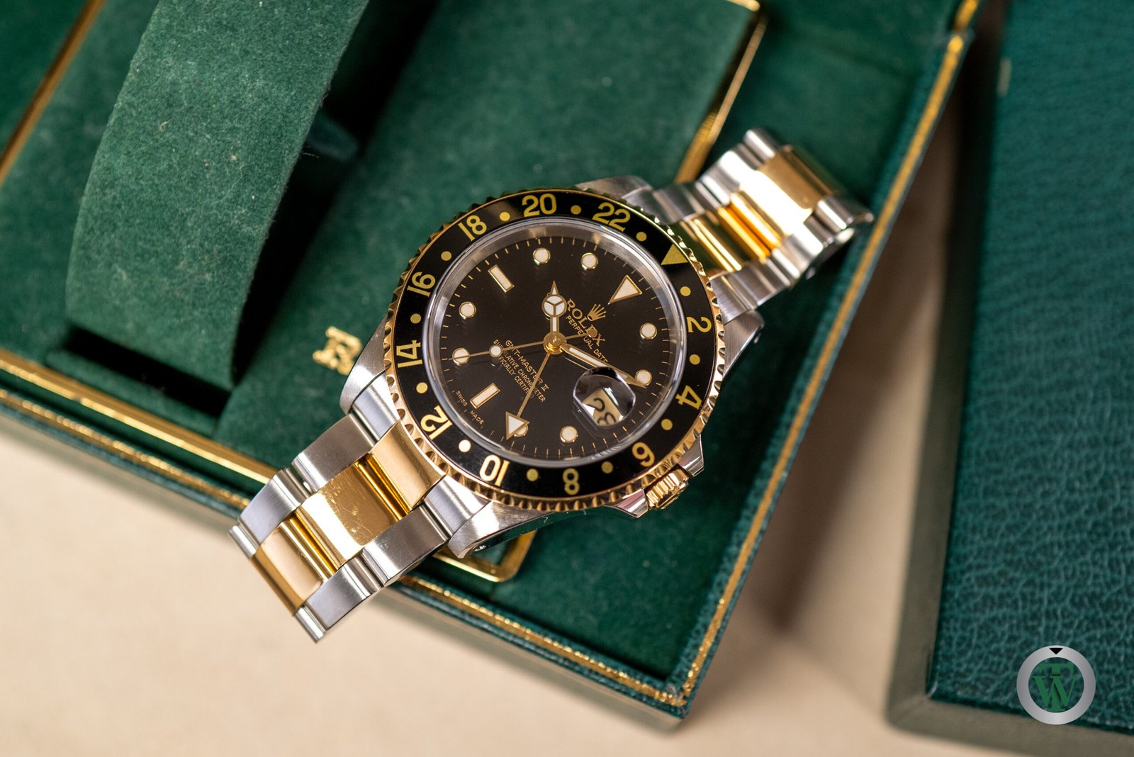 Rolex GMT-Master 16713 Yellow Gold & Steel 2000 - Image 5